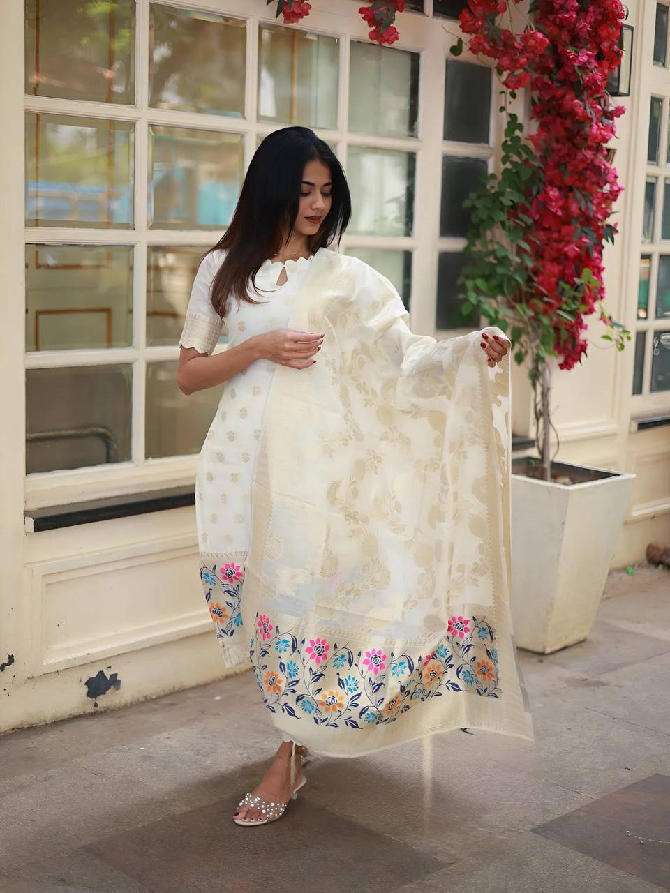 Hot  VISCOSE JAQUARD KURTA SETS