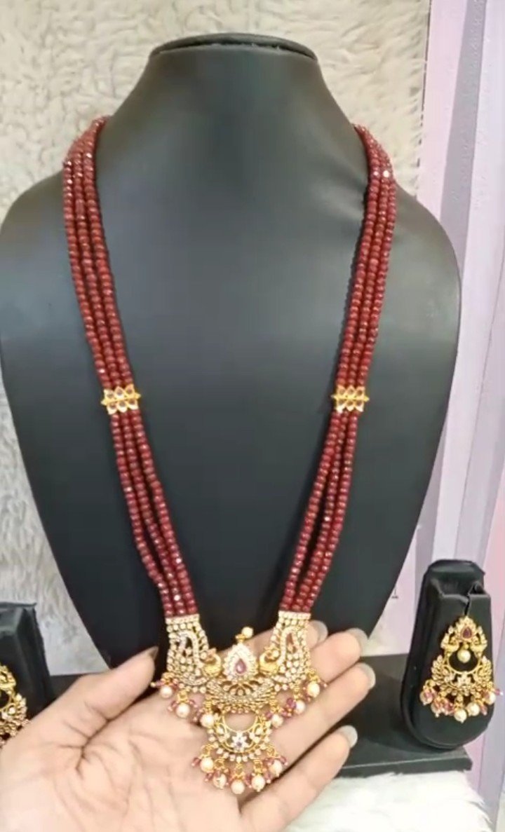 Designer Indian traditional jewelleries 